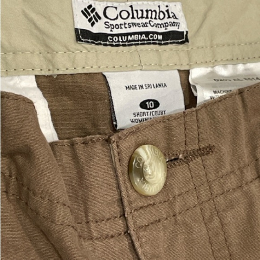 Columbia Women’s Tan Chinos Hiking khaki Pants Size 10 Short - Picture 2 of 4
